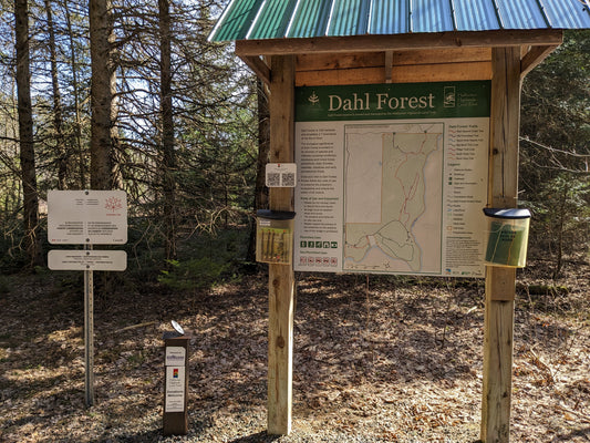Dahl Forest H.H.L.T. trailhead map